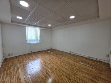 OPORTUNIDAD: CASA CON USO DE SUELO P/ OFICINA EN INSURGENTES SAN BORJA