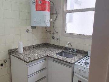 Departamento en  alquiler a 100mts del parue lezama