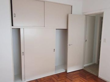 Departamento en  alquiler a 100mts del parue lezama