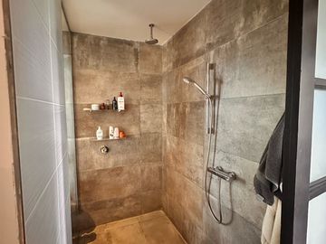 VENTA DE CASA Y VIÑEDO, CALLE LA POSTA S/N,JUNIN, CON TOUR VIRTUAL