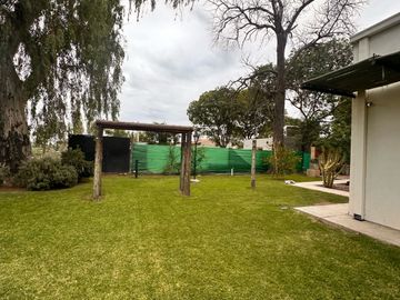 VENTA DE CASA Y VIÑEDO, CALLE LA POSTA S/N,JUNIN, CON TOUR VIRTUAL