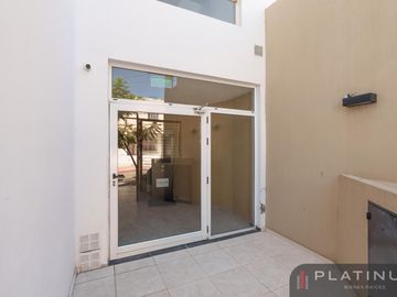 Departamento en Venta tipo Duplex de 1 Dormitorio, con Escritura - Nueva Córdoba