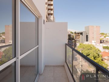Departamento en Venta tipo Duplex de 1 Dormitorio, con Escritura - Nueva Córdoba