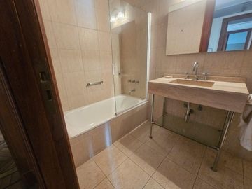Departamento en venta, 4 ambientes en Retiro