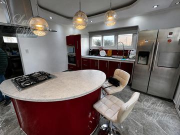 Casa en venta y alquiler en Lagos de Canning