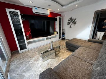 Casa en venta y alquiler en Lagos de Canning