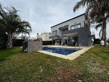 Casa en venta y alquiler en Lagos de Canning