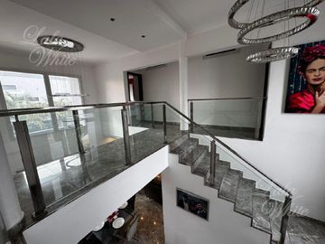 Casa en venta y alquiler en Lagos de Canning