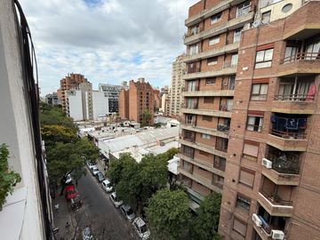 NUEVA CORDOBA -  1 DORMITORIO - RECICLADO !