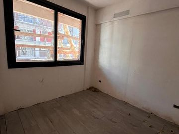 Local en construcción en Colegiales