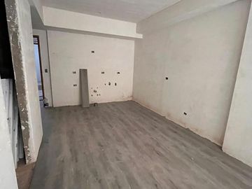Local en construcción en Colegiales