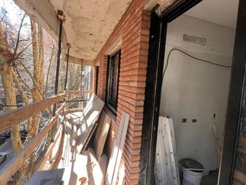 Local en construcción en Colegiales