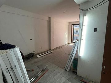 Local en construcción en Colegiales