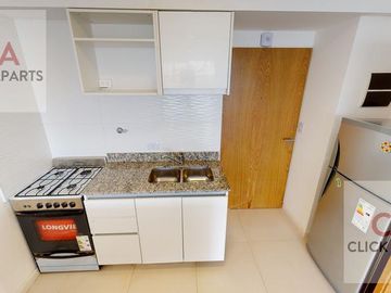 VENTA - 3 AMBIENTES C/BALCÓN - PILETA - FLORES
