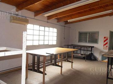 Inmueble comercial de 2 plantas   depósito APTO TODO DESTINO, zona SAAVEDRA!