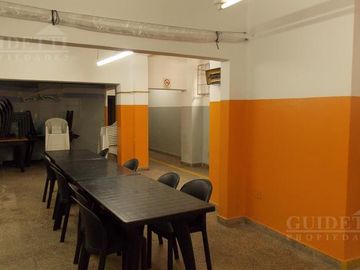 Inmueble comercial de 2 plantas   depósito APTO TODO DESTINO, zona SAAVEDRA!