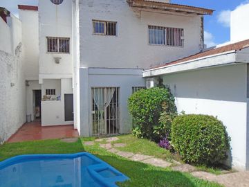 VENTA CASA DE 5 AMBIENTES EN FLORIDA