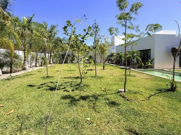 Casa Dionisio: Residencia de un piso y 1000m² en Venta en Dzidzil-Ha Mérida