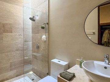 Casa Dionisio: Residencia de un piso y 1000m² en Venta en Dzidzil-Ha Mérida