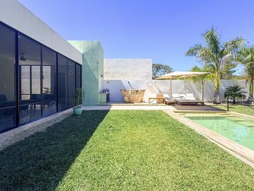 Casa Dionisio: Residencia de un piso y 1000m² en Venta en Dzidzil-Ha Mérida
