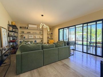 Casa Dionisio: Residencia de un piso y 1000m² en Venta en Dzidzil-Ha Mérida