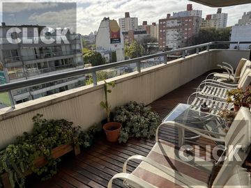 VENTA - 3 AMBIENTES C/BALCÓN -COCHERA-BAULERA-SUM-PILETA – APTO CRÉDITO – COLEGIALES