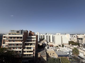 Departamento en venta 2 dorm, 2 baños y gran balcón! 105 mts propios / Op. cochera - General Paz