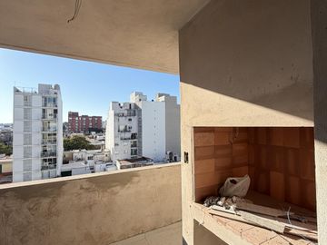 Departamento en venta 2 dorm, 2 baños y gran balcón! 105 mts propios / Op. cochera - General Paz