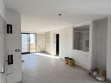Departamento en venta 2 dorm, 2 baños y gran balcón! 105 mts propios / Op. cochera - General Paz