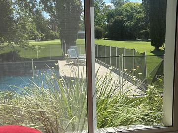 Casa en  Country Club Los Cardales con vista a golf