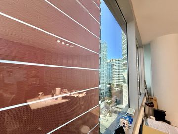 Muy linda oficina  en  Vicente López Piso 7 vista al rio.