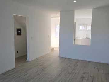 Casa en ALQUILER  -  CHIC Village Pilar