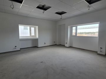 Nave Industrial en Alquiler 2000 m2 Berazategui a estrenar