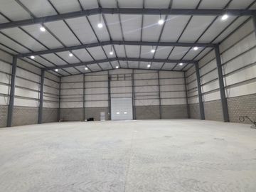 Nave Industrial en Alquiler 2000 m2 Berazategui a estrenar