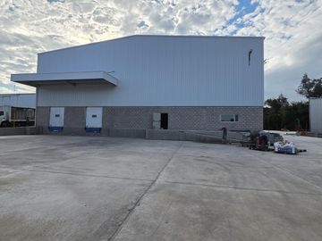 Nave Industrial en Alquiler 2000 m2 Berazategui a estrenar