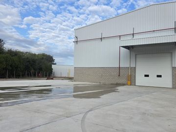Nave Industrial en Alquiler 2000 m2 Berazategui a estrenar