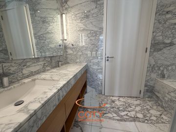 Puerto Madero, Alvear Tower - Departamento en alquiler tres ambientes - amoblado