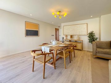 Casa en una sola planta con 3 dormitorios, pileta y jardín