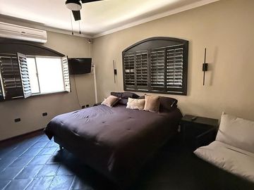 CASA EN VENTA ZONA CARRETERA NACIONAL (CAMPESTRE BUGAMBILIAS)