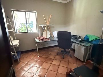 CASA EN VENTA ZONA CARRETERA NACIONAL (CAMPESTRE BUGAMBILIAS)