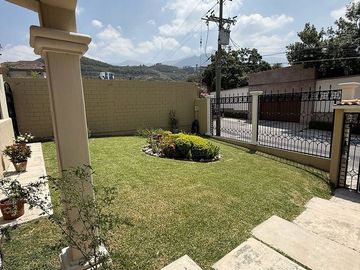 CASA EN VENTA ZONA CARRETERA NACIONAL (CAMPESTRE BUGAMBILIAS)