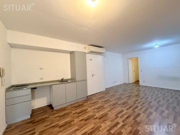 Departamento en alquiler en Quartier Madero con cochera