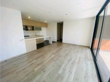APARTAMENTO PARA LA RENTA EN EL POBLADO SECTOR ALTOS DEL POBLADO
