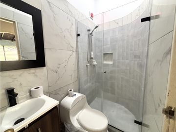 VENDO APARTAMENTO EN POBLADO - SAN JUALIAN