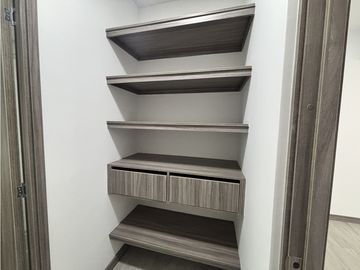 ARRIENDO APARTAMENTO PARA ESTRENAR EN POBLADO - PALMAS