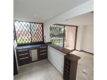 Venta Apartamento en La Hacienda, Sur de Cali 4049.