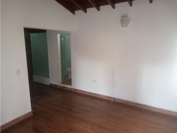 Casa en Renta en Sabaneta, sector San José parte baja