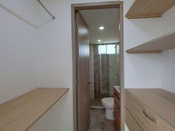 Se vende apartamento remodelado en Hacienda Kachipay