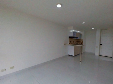 Se vende apartamento remodelado en Hacienda Kachipay