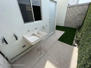 Real Solare Casa Nueva para Estrenar con Arquitectura Contemporánea RAH783